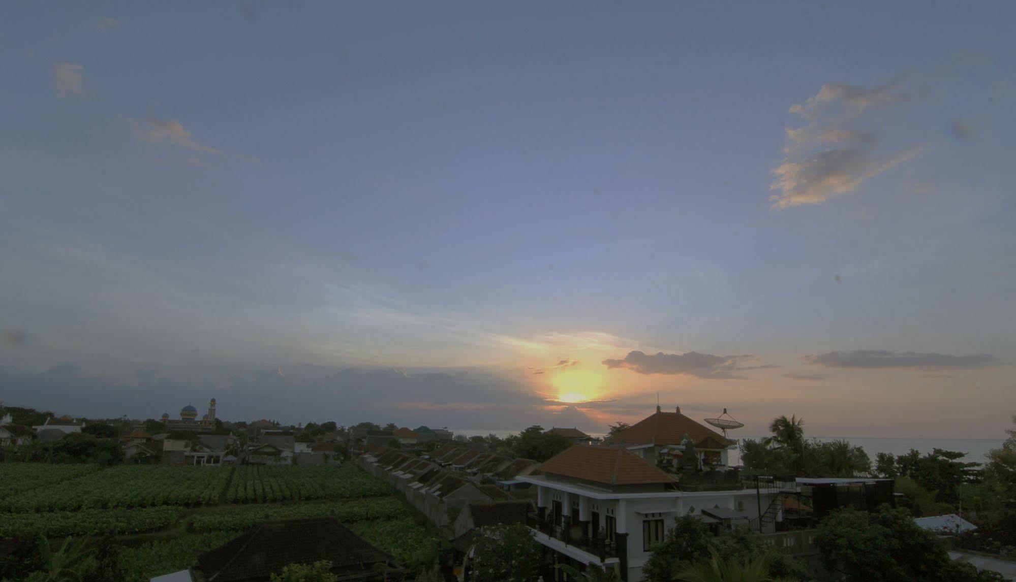Hotel Mandari Pabean Buleleng Eksteriør bilde